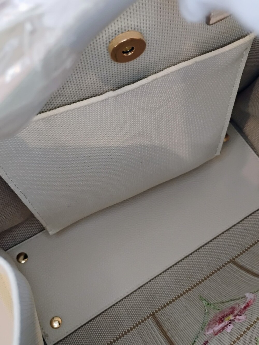 NWT 2fer Nanette Lepore Canvas Tote Bag & Bag Charm w/GHW - Picture 10 of 14